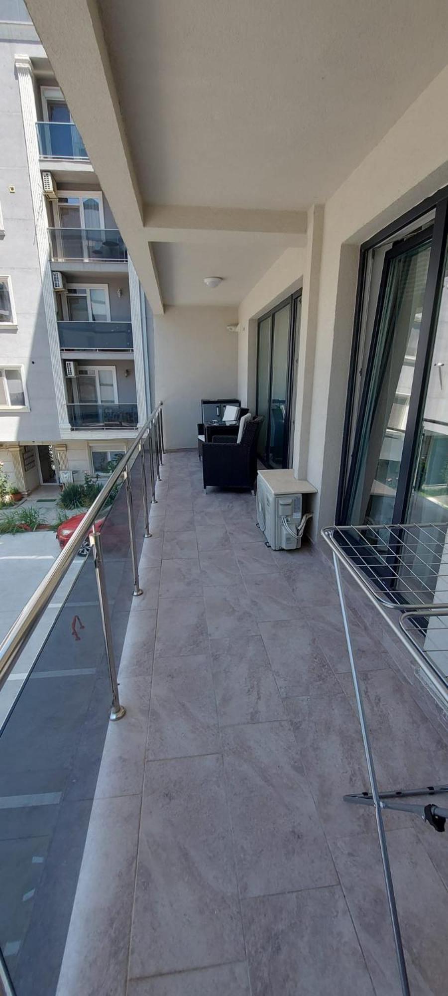 Apartament Nina Apartment นาโวดาริ ภายนอก รูปภาพ