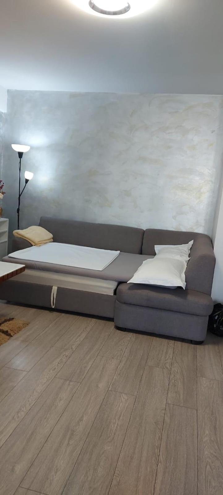 Apartament Nina Apartment นาโวดาริ ภายนอก รูปภาพ
